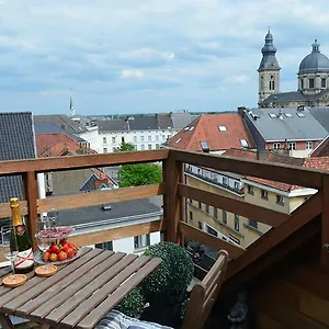 Homestay Upstairs9000, Ghent