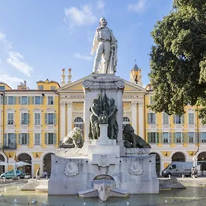 https://appart-hotel-garibaldi.fr-provencehotel.com